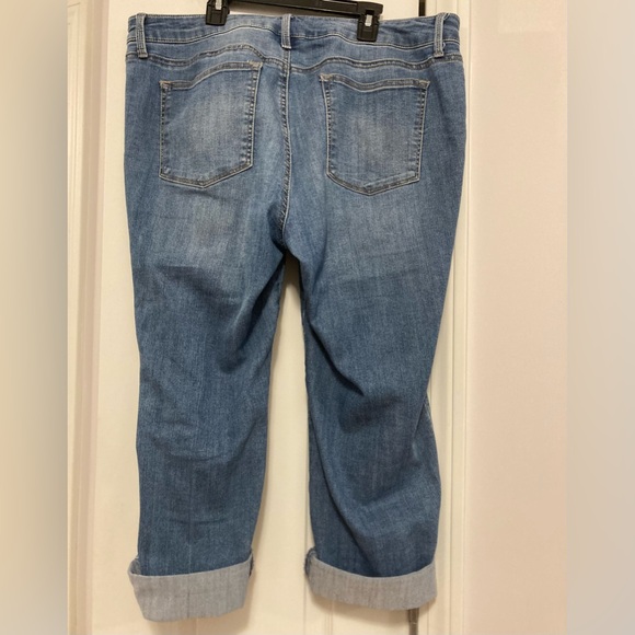 N62 Jeans - size 14 boyfriend style; easily rolled to ankle/capri style - Picture 2 of 3
